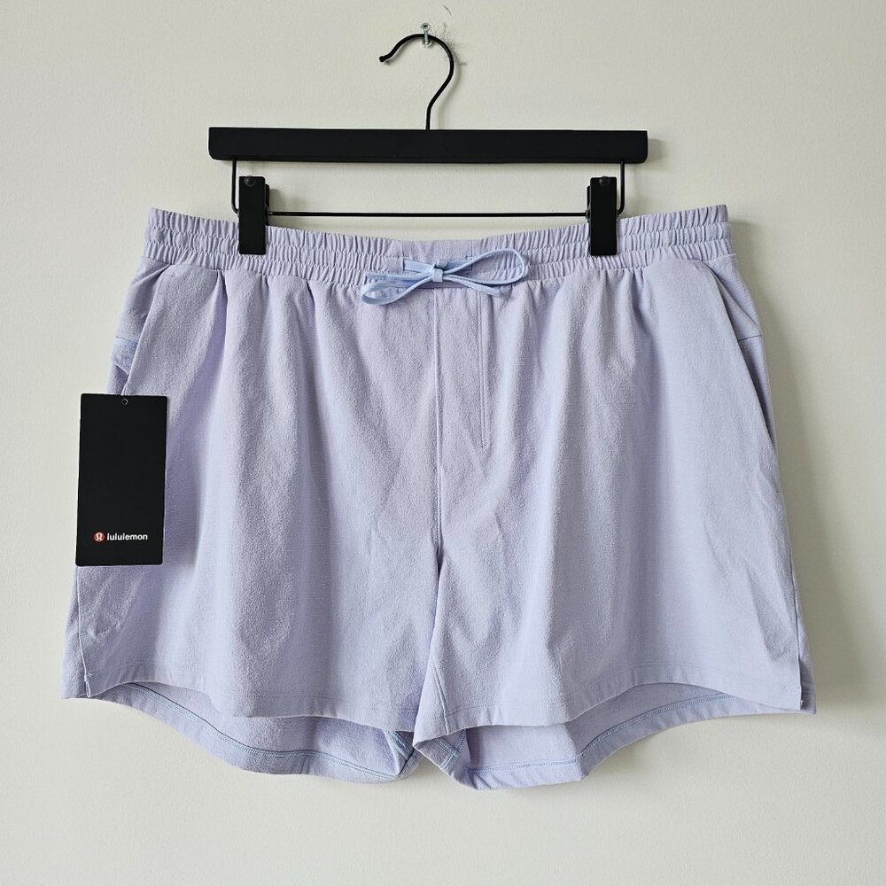 NWT LULULEMON PSLB/WHTO Blue White Swim Pool Short 5" Lined Men's XXL